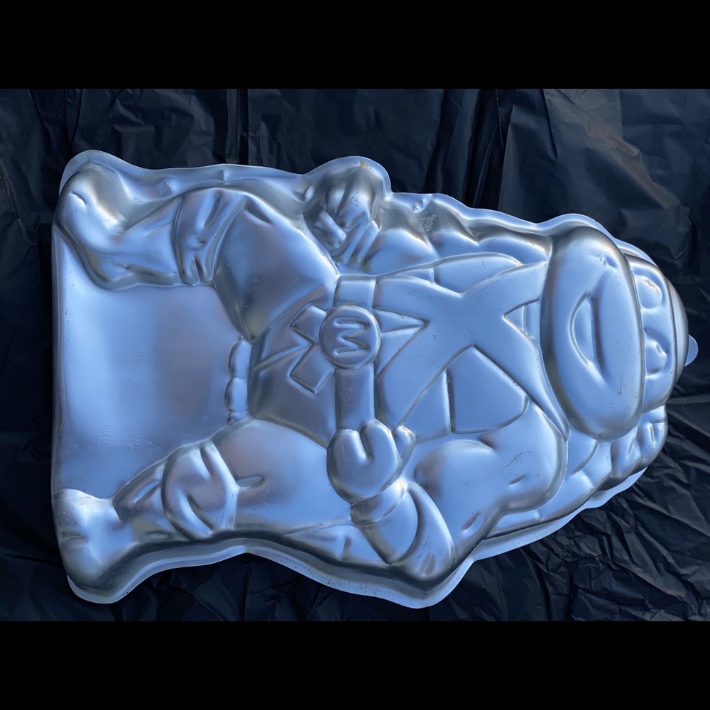 Cake pan